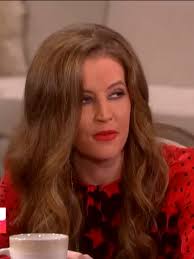 Hommage à Lisa Marie Presley : Une Légende Inoubliable