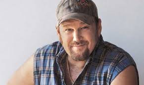 Larry the Cable Guy visits Ore. sawmill