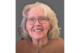 Mary Burford's Instagram, Twitter & Facebook