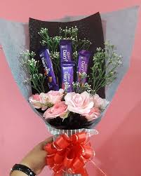 Buat coklat leleh atau coklat fondue seperti cara diatas. Bouquet Coklat Cadbury Sahabat Boleh Dptkan Di Kedai Hamper Zeeyra Sekarang Berminat Boleh Whatsapp Di 0173054350 Zeeyra Zeeyrahampe Coklat Bunga Seni