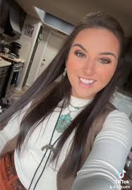 Come see me at @San Antonio Rodeo and stop by the Chesnut Cowgirl booth and  let’s get ya a hat 🤠😗 #hatbar #rodeo #customhats #foryoupage #sanantonio