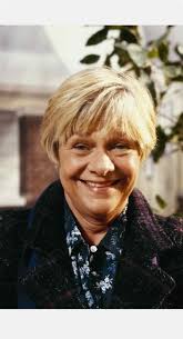 Happy birthday ladies all born 20th November ☺️👍🤩 Estelle Parsons