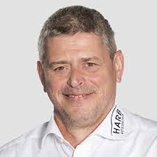 Melanie Kellner's Instagram, Twitter & Facebook