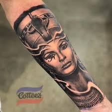 Getting a tattoo of nefertiti reminds females that they are capable of many great things, no matter how many times they have had to hear this statement this is a man's job this shouldn't allow them to quite doing something that has more of a masculine control. Corey Sinclair On Instagram Nefertiti Piece From Last Night Dm For 500 Days Cotteez Cotteeztatt Egyptian Tattoo Sleeve Nefertiti Tattoo Pharaoh Tattoo
