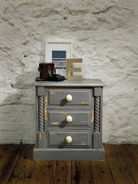Wie aus weinfässern möbel werden. Mobel Im Shabby Look Anleitung Tipps Und Ideen Obi