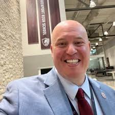 Heidi Freeman (@HeidiFreeman2)