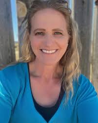 Big Love TV Show and Its Similarities with Sister Wives