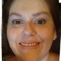 Shannon Mcelveen's Instagram, Twitter & Facebook