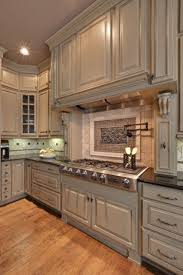 Going Greige Tips For Choosing This All Around Neutral Traditional Kitchen Design Home Kitchens Kitchen Inspirations