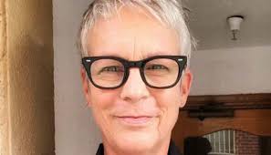 Jamie lee curtis, 62, rocked a silver pixie cut and a satin yellow dress with a plunging neckline at the 2021 golden globes. Jamie Lee Curtis Zee News