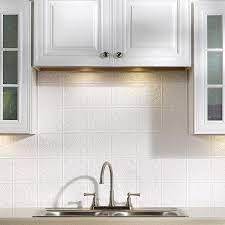 White kitchens offer so many possibilities for statement splashbacks, it can be hard to choose an option. Pin On Room Kitchen