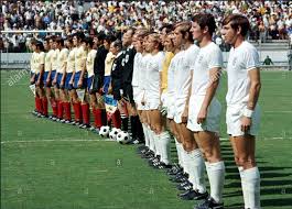 Tout ce qu'il faut savoir sur le match inglaterra vs rumanía de amicaux internationaux du (07 juin 2020) en direct : Inglaterra Rumania 70 Mundial De Futbol Fotos De Futbol Futbol