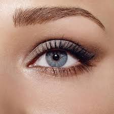 How to apply 3 shades of eyeshadow pictures. The Most Flattering Eyeshadow For Blue Eyes Max Factor
