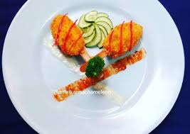Celup udang ke putih telur lalu gulingkan di tepung kanji. Cara Memasak Sempol Tahu Krispi Kekinian