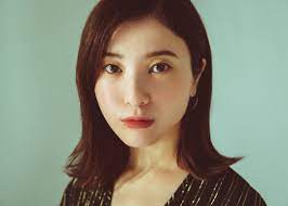 吉高由里子 fan page がinstagramで写真をシェアしました 目が合ったあなたはもう吉高由里子の沼に はぁぁぁ ってなるくらい可愛いです 吉高由里子 吉高由里子好きな人と繋がりたい きみの瞳が問いかけている き hoop earrings fashion