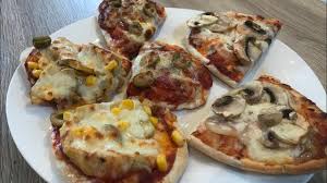 Sprinkle on pinches of desired herbs and spices, and add any toppings you'd like. 16 Pitta Bread Pizzas Youtube