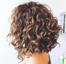 Coupe de cheveux carré frisé 56 luxury s carré frisé court coupe de cheveux pour visage rond les astuces capillaires. Epingle Sur Coiffure