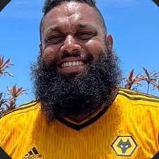 Kerry Koen's Instagram, Twitter & Facebook