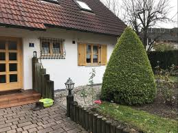 Freising liegt im kreis freising und ist in 21 stadtteile untergliedert. Haus Zum Verkauf Amselweg 19 85391 Allershausen Freising Kreis Mapio Net