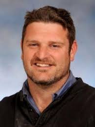 Roger Loucks's Instagram, Twitter & Facebook