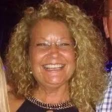 Gayle Perryman's Instagram, Twitter & Facebook