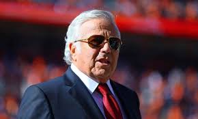 Robert kraft bio/wiki, net worth, married 2018. Bob Kraft Wiki Bio Age Net Worth Wife Daughter Shoes Height Wikibioage