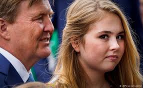 Prinses alexia wint met haar sierlijke poses steeds meer terrein bij de media. Dit Post Prinses Amalia Op Instagram Ditjes Datjes