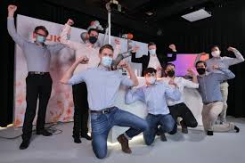 Design a global innovation accelerator ① business design ② invention commercialisation system in a spirit of constructive competition and joyful creation show teams: Kuka Innovation Award Kuka Ag