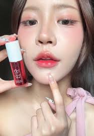 Millie Terblanche Lip