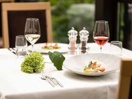 Così è la linea cosmetica di produzione propria biologicamente certificata del theiner's garten bio vitalhotel. Das Biorefugium Theiner S Garten Lana Aktualisierte Preise Fur 2021