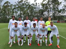 Na altitude de quito, o massa bruta venceu o independiente del valle, do equador, por 2 a 0, em jogo válido pela ida das oitavas de final do torneio. Nova Camisa Bragantino Red Bull