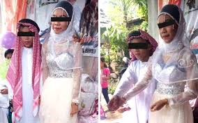 See full list on my.theasianparent.com Kanak Kanak Lelaki 9 Tahun Kahwin Remaja Perempuan 14 Tahun Di Makassar Free Malaysia Today Fmt