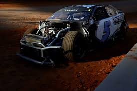 2020 cup series schedule announced. Logano Takes Unexpected Victory In First Nascar Bristol Dirt Race Video