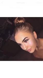 Danielle Treanor Make Up