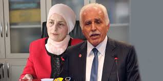 Oğuzhan asiltürk (1935) eski bakan, eski milletvekili 1935 yılında malatya'nın hekimhan ilçesinde doğdu. E0hv Vmqx03t6m