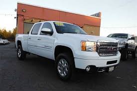 That means incentives are down and prices are high. 4 Great Used Heavy Duty Trucks Under 15 000 For 2019 Heavy Duty Trucks New Trucks Trucks