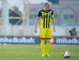 Balázs dzsudzsák, 34, from hungary debreceni vsc, since 2020 left winger market value: Dzsudzsak Balazs Golpasszt Adott Majd Tizenegyest Rontott