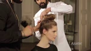 Hair wrap scarf hair scarf styles curly hair styles natural hair styles scarf bun. Comment Faire Un Chignon Donut Chignon Bun Elle Coiffure Youtube