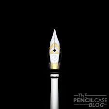 Want to know how you can use blank space as part of your label branding strategy? Otto Hutt Design 04 Fountain Pen Review The Pencilcase Blog Fountain Pen Pencil Ink And Paper Reviews