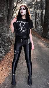 pin von tony auf black metal