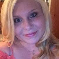 Ashley Mckeever's Instagram, Twitter & Facebook