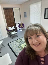 Guided writing circle for women in Maplewood, NJ