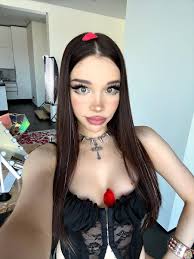 AliceDelish - Tagar Twitter | Sotwe