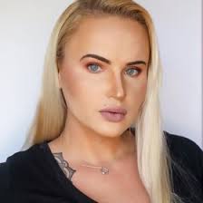 It's Piper Jones (itspiperjones)