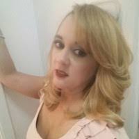 Amelia Colon's Instagram, Twitter & Facebook