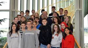 Sophie scholls geschichte ist noch lange nicht auserzählt (jakob). Sophie Scholl Gymnasium Besucht Den Landtag Stefan Zimkeit Mdl
