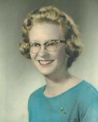 Sharon Giles's Instagram, Twitter & Facebook