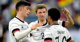 Com um execução técnica de alto nível, o avançado waldschmidt, reforço do benfica para a época 2020/21. Alemanha Goleia Letonia Por 7 1