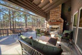Whispering hills cabins luxury lakeview log best cabins in bentonville for 2020 find 45 als. Luxury Log Cabin Resort Near Hot Springs Ar Bismarck Ar Inn For Sale