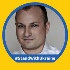 Hi, runners 🙌 Best in-ear headphones for running is? Budget ~ 150 €|$ 🤝